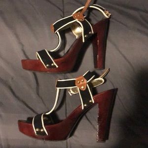 Guess heels